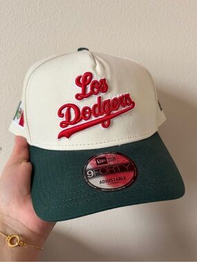 New Era Kids Los Dodgers Mexican Cap - Cream & Dark Green with Red Logo